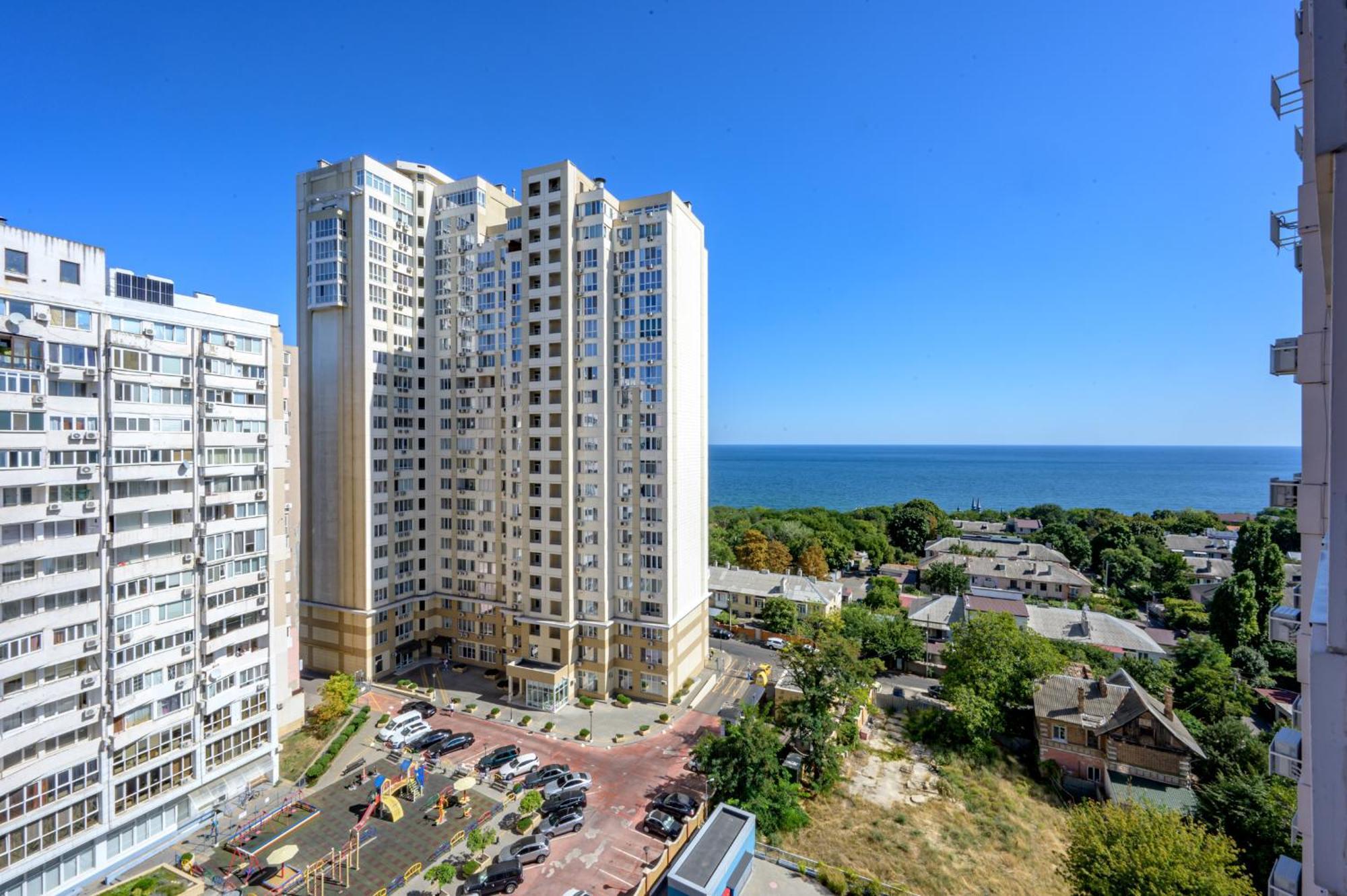 Светлая Квартира Новый Берег Odesa Exterior photo